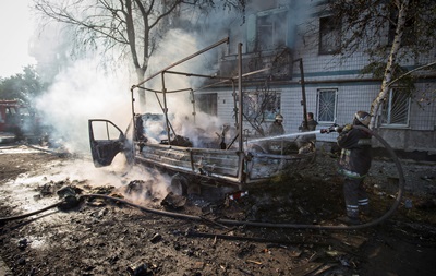 Горсовет Донецка: В трех районах города не смолкают звуки мощных залпов и взрывов
