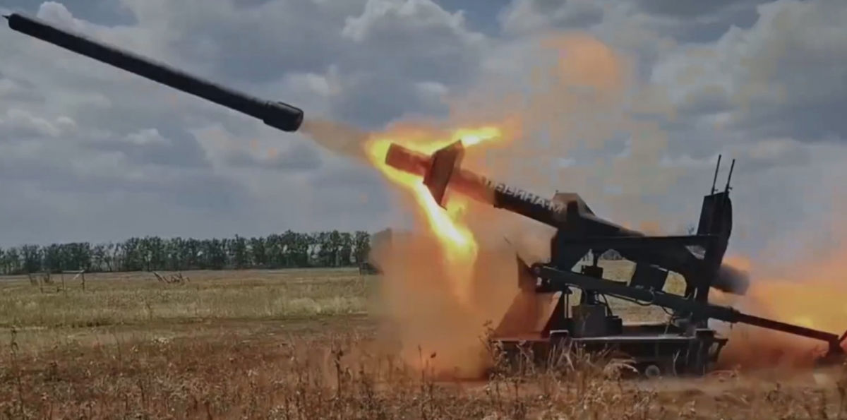 Россияне создали маневренный "Солнцепек 2.0", назвав его "Мальвина-М": видео испытаний