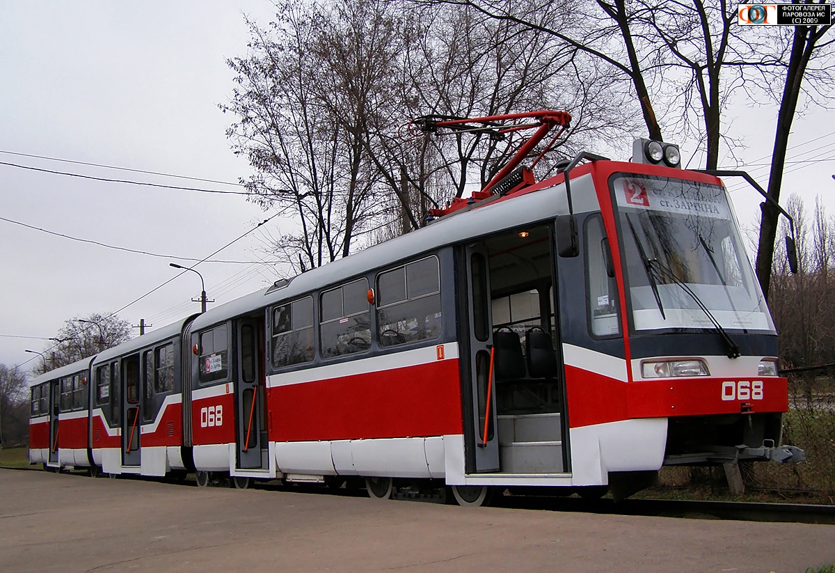 Неизвестные открыли огонь в Кривом Роге по пассажирскому трамваю