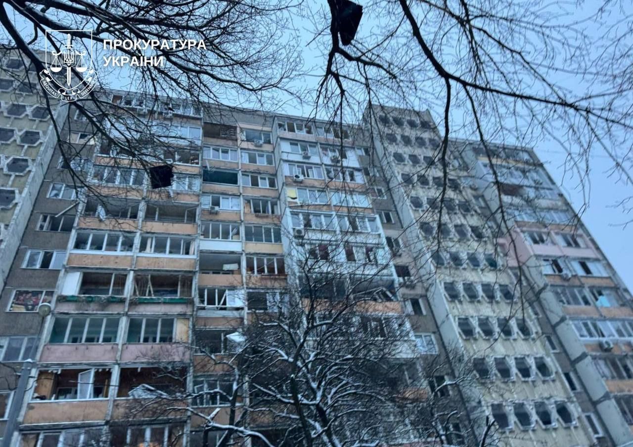 Нацполиция показала последствия террористической атаки РФ на Киев: есть пострадавшие и много разрушений