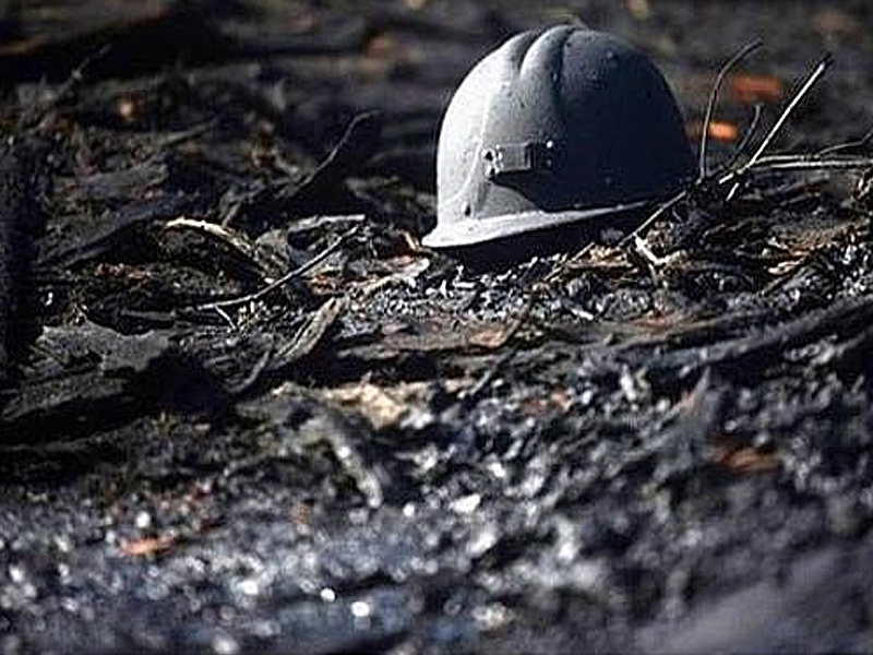 Спустя 8 дней после ЧП тело последнего погибшего шахтера подняли на поверхность из шахты в оккупированном Зимогорье на Луганщине