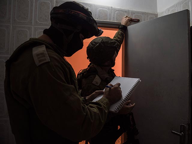 Израильские власти сносят дома, принадлежащие террористам 
