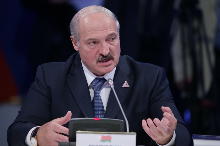 Лукашенко: Российские производители порой применяют бандитские методы