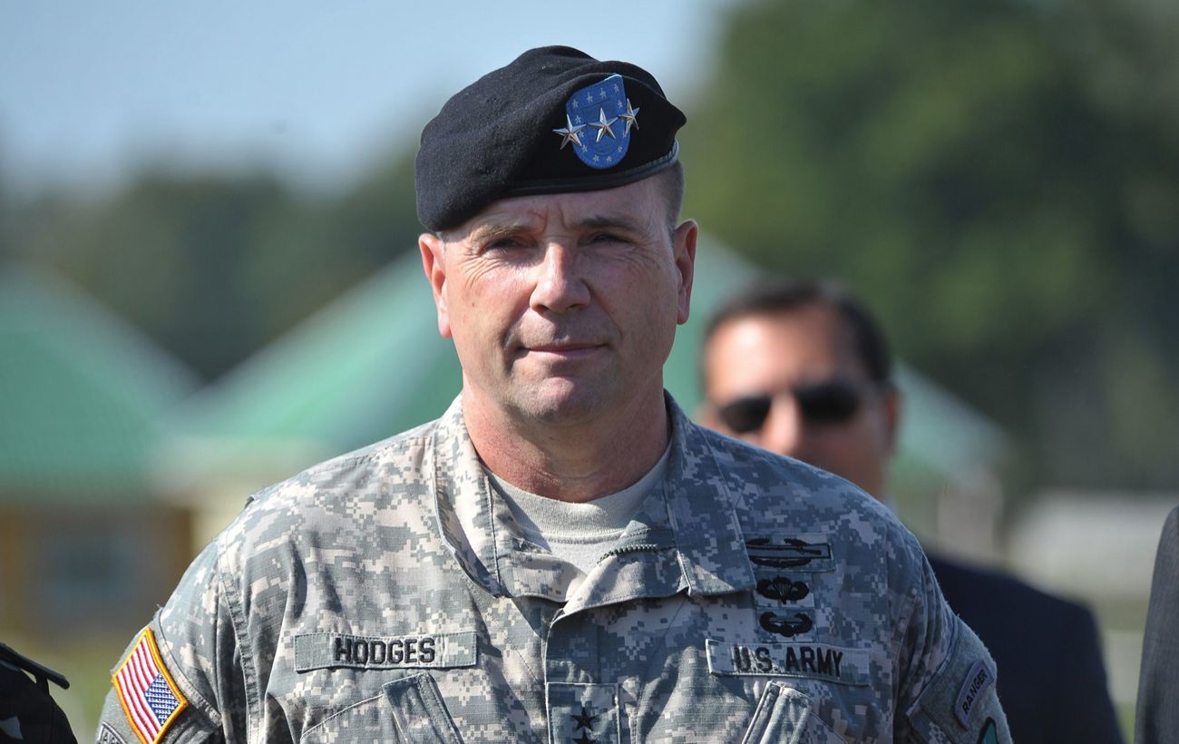 "Байден отреагирует", - генерал США пояснил, зачем РФ стягивает войска к границе Украины