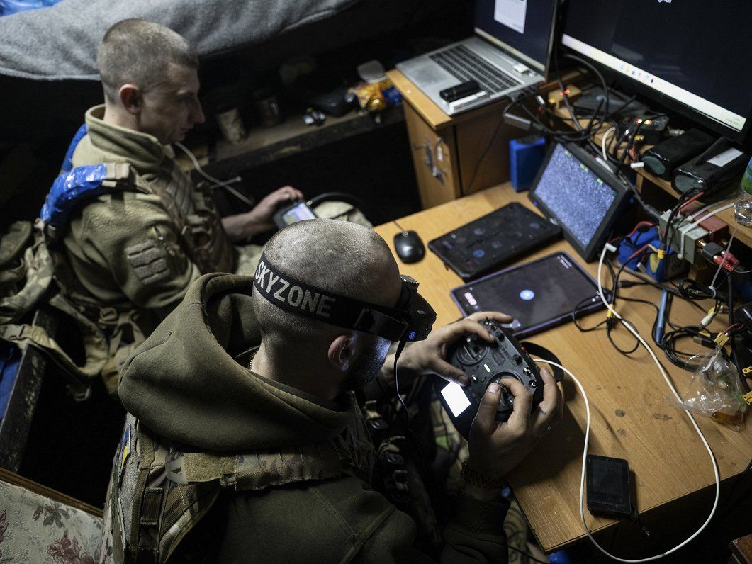 ВСУ не дают возможности оккупантам закрепиться в Константиновке, оттесняя их подальше от города