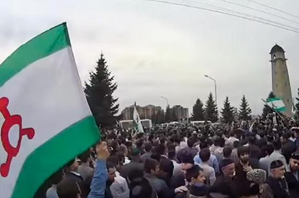Российские войска вторглись в Ингушетию, охваченную протестами против вопиющего беспредела Путина-Кадырова