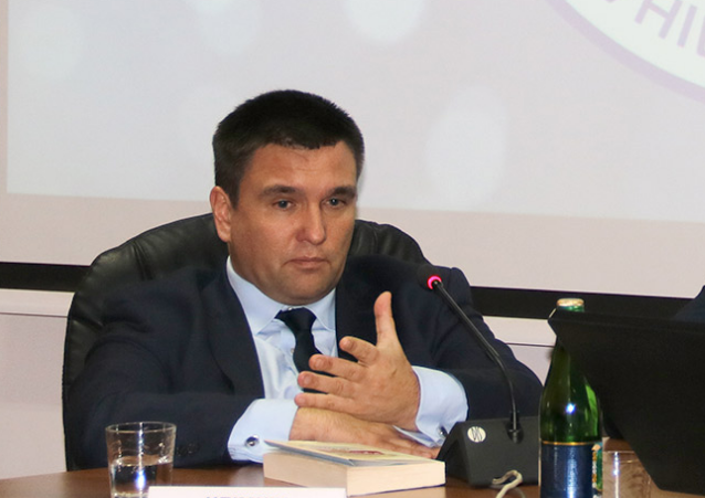 Глава МИД Украины Климкин отреагировал на заявления о "расшатывании" ситуации в Закарпатье: чиновник поделился впечатлениями от учеников венгерских школ