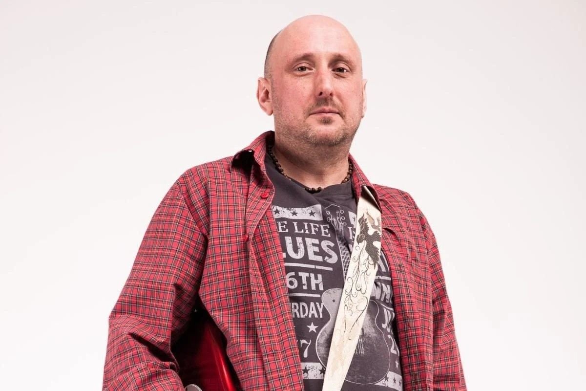 В Киеве во время стрельбы 18 апреля погиб музыкант инди-группы "Друге Сонце" Игорь Савченко