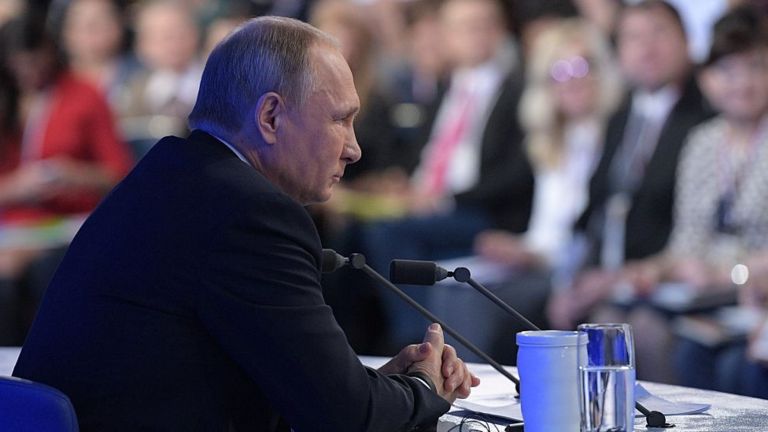 Путин: "Подача российского газа в аннексированный Крым начнется в ближайшие дни"