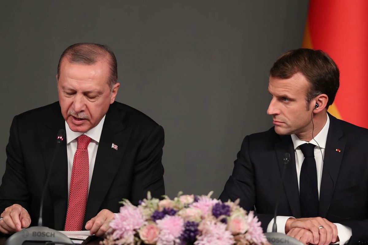 Эрдоган посоветовал Макрону "проверить голову": Париж моментально отреагировал