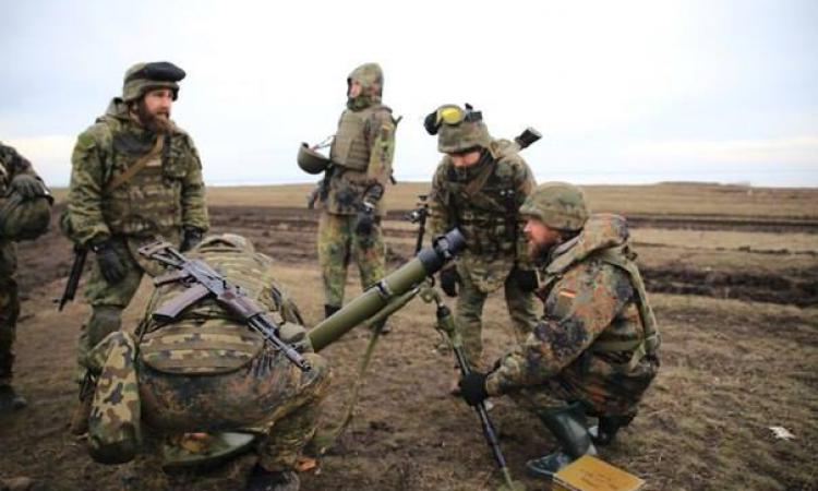 Боевики не прекращают вести минометные обстрелы около Марьинки и Донецка, - пресс-центр АТО