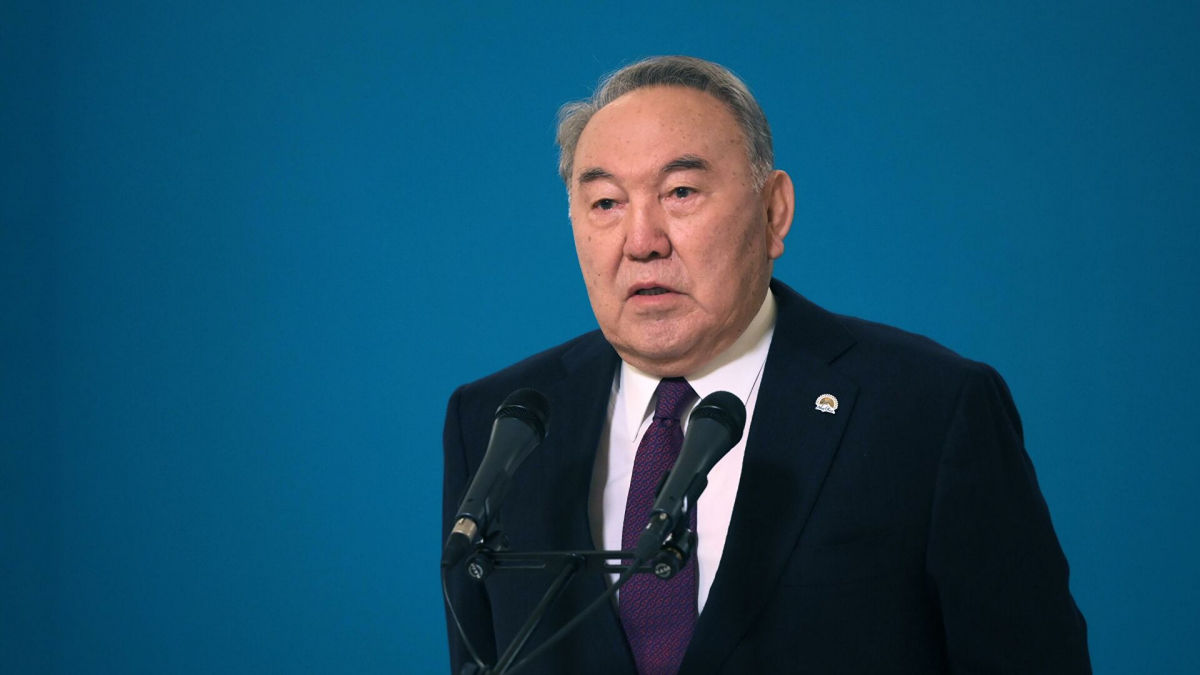 Кох назвал место, где может скрываться Назарбаев: "Там он и сидит: так и Путину, и Токаеву спокойнее"