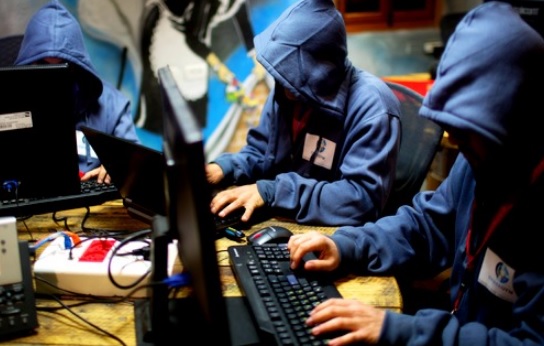 США прикрыли "фабрику троллей" Пригожина: Пентагон сообщил об успешной кибератаке против РФ
