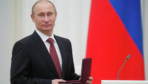 ​Владимир Путин вручает госнаграды в Кремле. Прямая трансляция