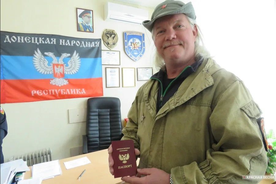 ​В Донецке пропал пропагандист из США Рассел Бентли, он угрожал "денацифицировать" Америку