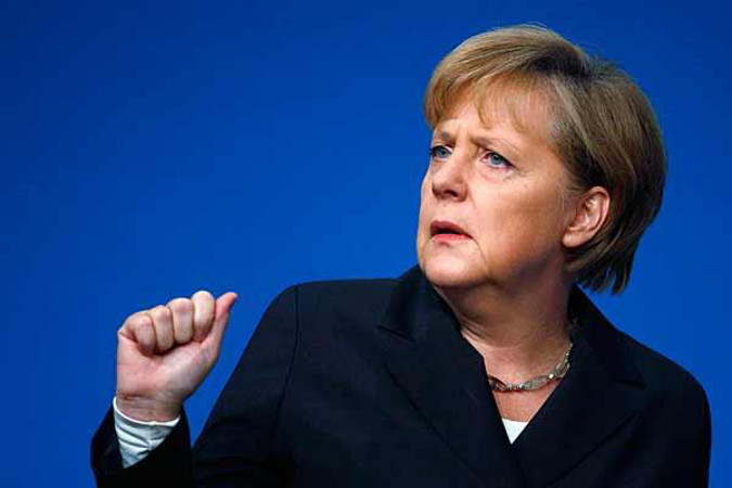 Меркель: Евросоюз отсрочит введение новых санкций против России