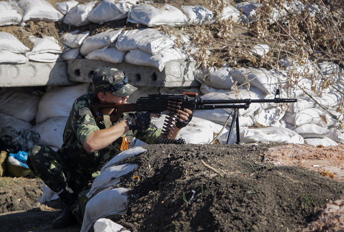 Неспокойная ночь в зоне АТО: боевики атакуют Луганское и Донецкое направления, разведка террористов пытается подойти ближе к позициям ВСУ