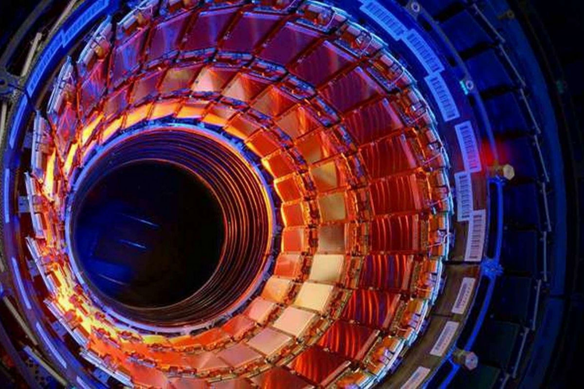 ​Дважды очарованный тетракварк: ученые CERN открыли новую частицу на адронном коллайдере