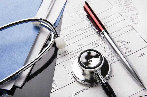 Медицинская реформа: в Кабмине сообщили, сколько врач заработает на каждом пациенте