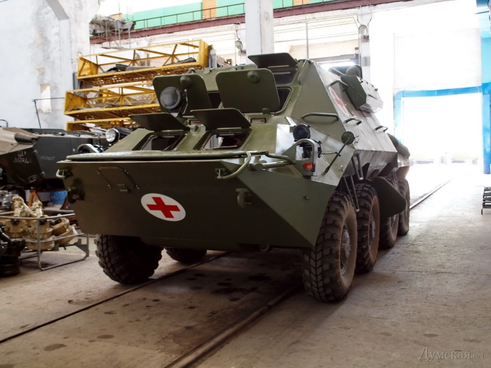 Волонтеры бьют тревогу: в район проведения АТО не пускают медицинские автомобили для украинских военных