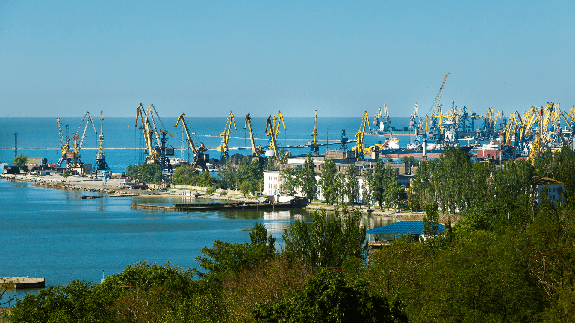 Политолог раскрыл, зачем Путину полная блокада Азовского моря