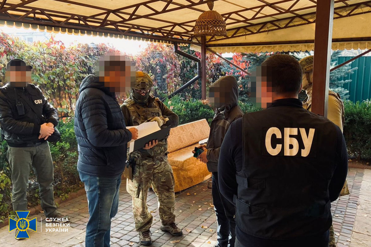 Российские шпионы ведут разведку в тылу Украины: СБУ задержала агента ФСБ на Виннитчине 