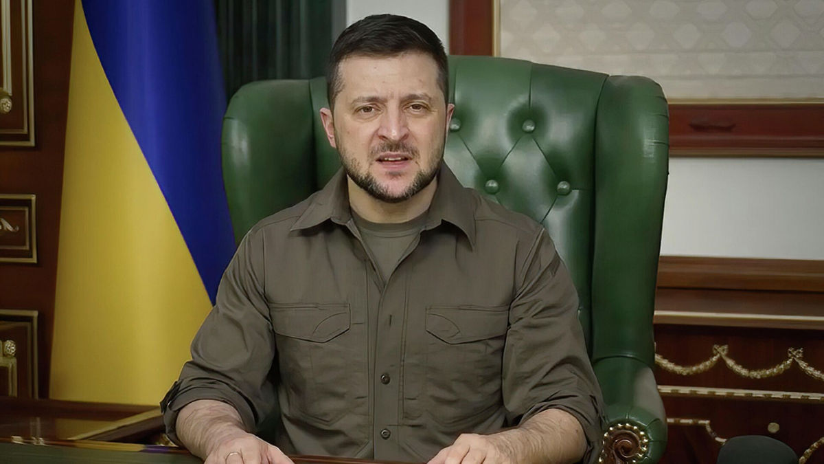 ​Зеленский раскрыл, сколько тысяч лучших украинских военных охраняют Донбасс