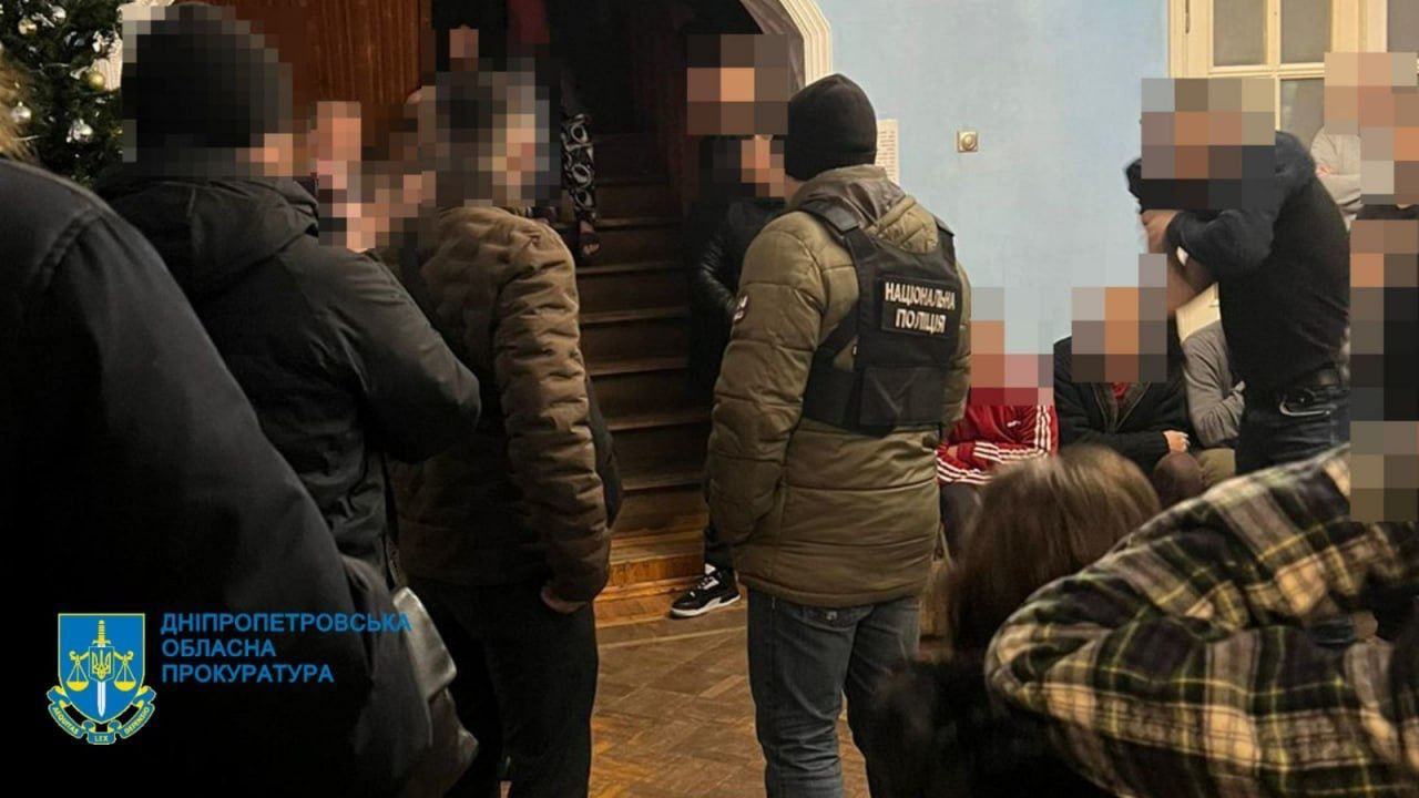 У Дніпрі "бізнесмени" взяли у рабство 50 осіб: перші подробиці
