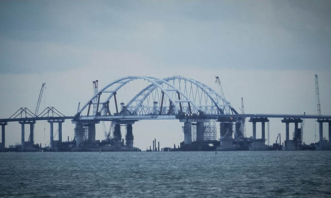 На Керченском мосту в Крым идет демонтаж важных конструкций: оккупанты начали новую фазу - видео