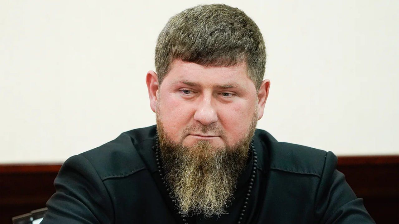 "Колишнього Кадирова вже не буде. Він перетворюється на овоча", – ЗМІ дізналися, на що хворий глава Чечні