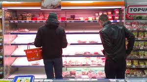 Оккупированный Донецк: российское молоко продают по цене алкоголя