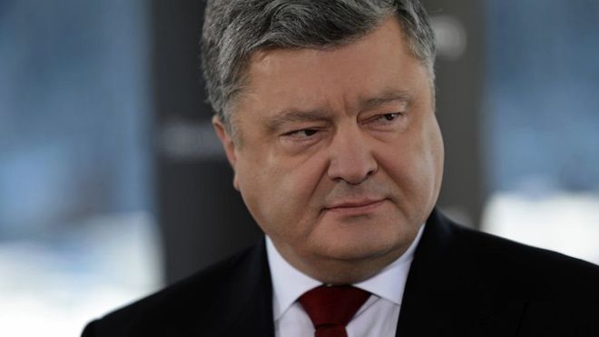 Дорогое удовольствие: Порошенко подписал закон, усиливающий штрафы за нарушения порядка военнослужащими