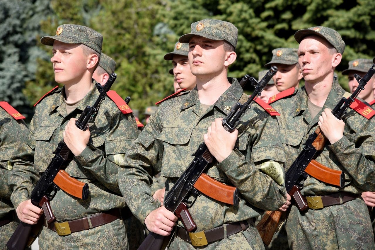 Полтысячи юношей "ДНР" принудительно забирают воевать против ВСУ - Пушилин подписал указ