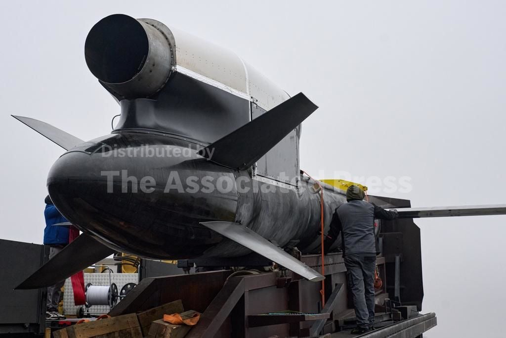 ВСУ получили новую партию крылатых ракет "Фламинго" – в Сети показали фото 