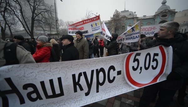 Право вето: Порошенко отказался помогать украинцам, попавшим в кабалу валютных кредитов