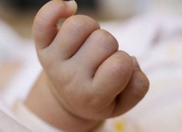 В мусорном баке в Мукачево был обнаружен мертвый младенец