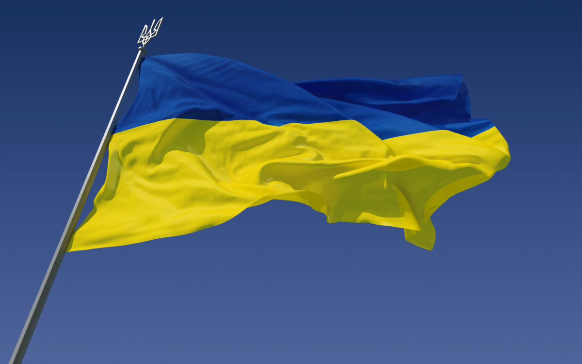 Флаги Украины наводнили оккупированный Донбасс 