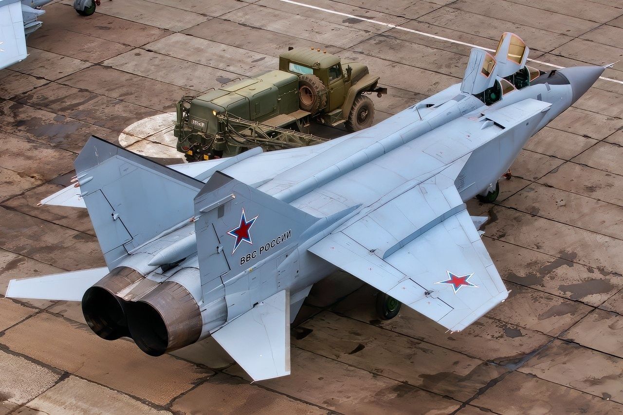 ​На один вражеский "МиГ-31" меньше: в Сети сообщили детали крушения самолета в Липецкой области