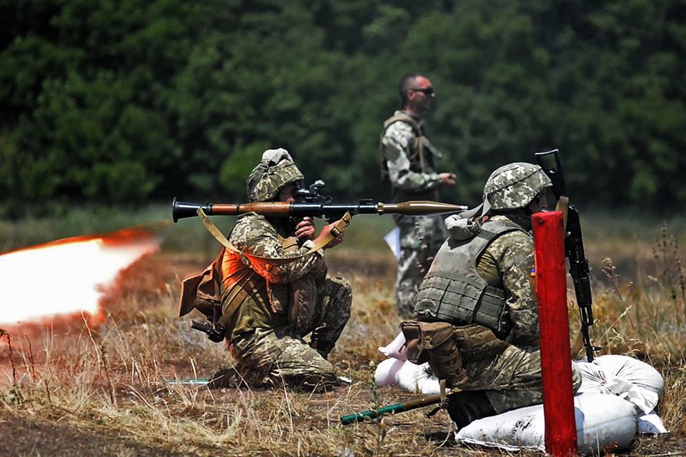 Враг не пройдет: бойцы ООС проводят усиленные тренировки из-за обострения ситуации на Донбассе