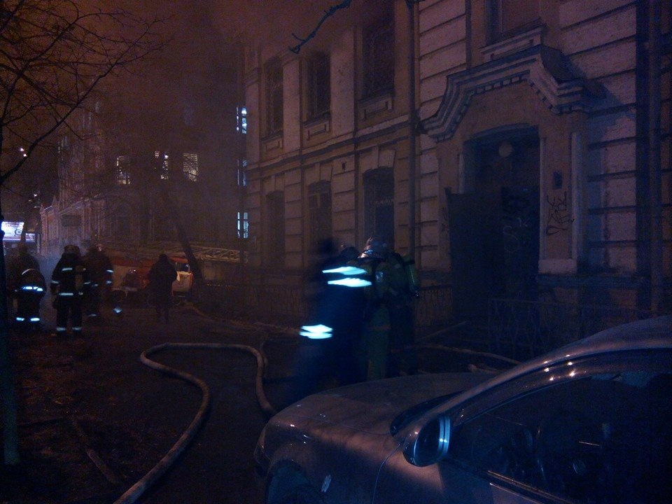 При пожаре в Киеве погиб человек. Подробности трагедии
