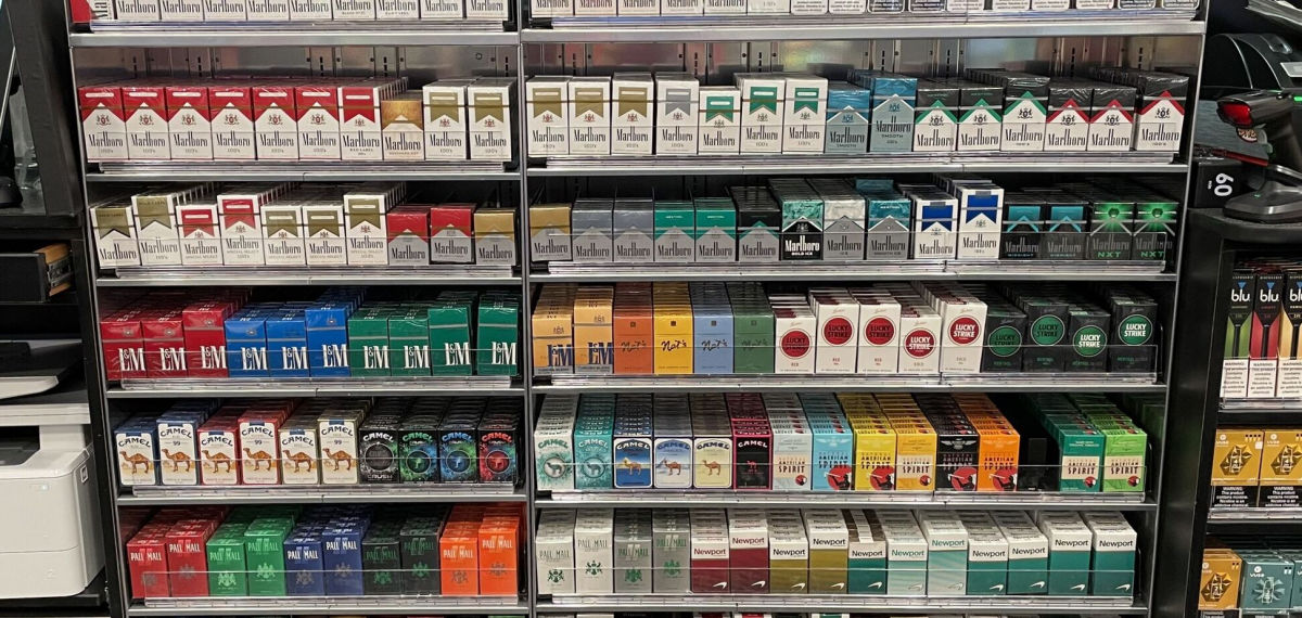 ​Продажа табака в киосках вскоре может прекратиться: озвучена важная причина