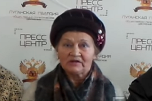 Маразм крепчал: пенсионерка из "ЛНР" назвала Плотницкого диктатором и заверила, что готова кланяться в ноги Пасечнику