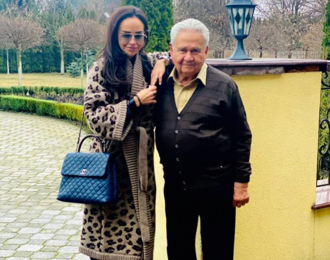 Маша Фокина снова вступилась за деда после скандала в ТКГ: "Им восхищаются!"