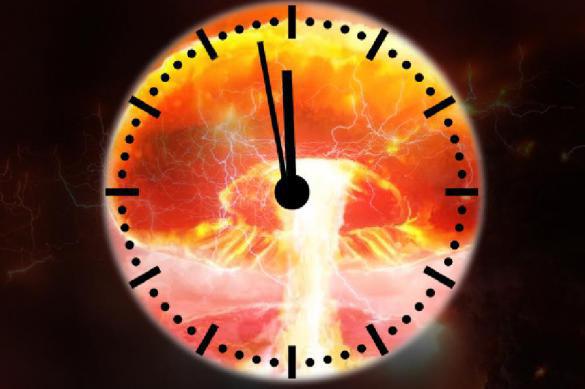 Часы "Судного дня" показали "без двух минут конец света" - катастрофа неминуема