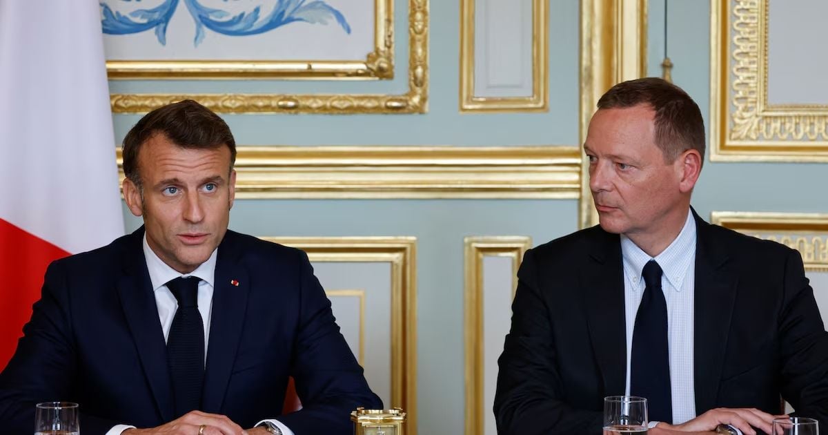 Посланник Макрона провел тайные переговоры в Кремле – Reuters 