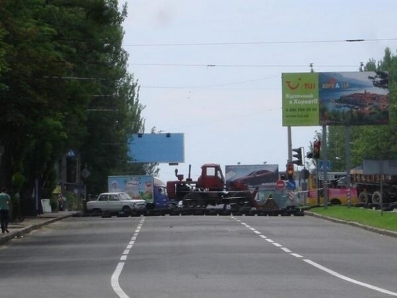 Обстановка в Донецке: Бомбят шахту Бутовку с Путиловского моста, взрывы со стороны аэропорта