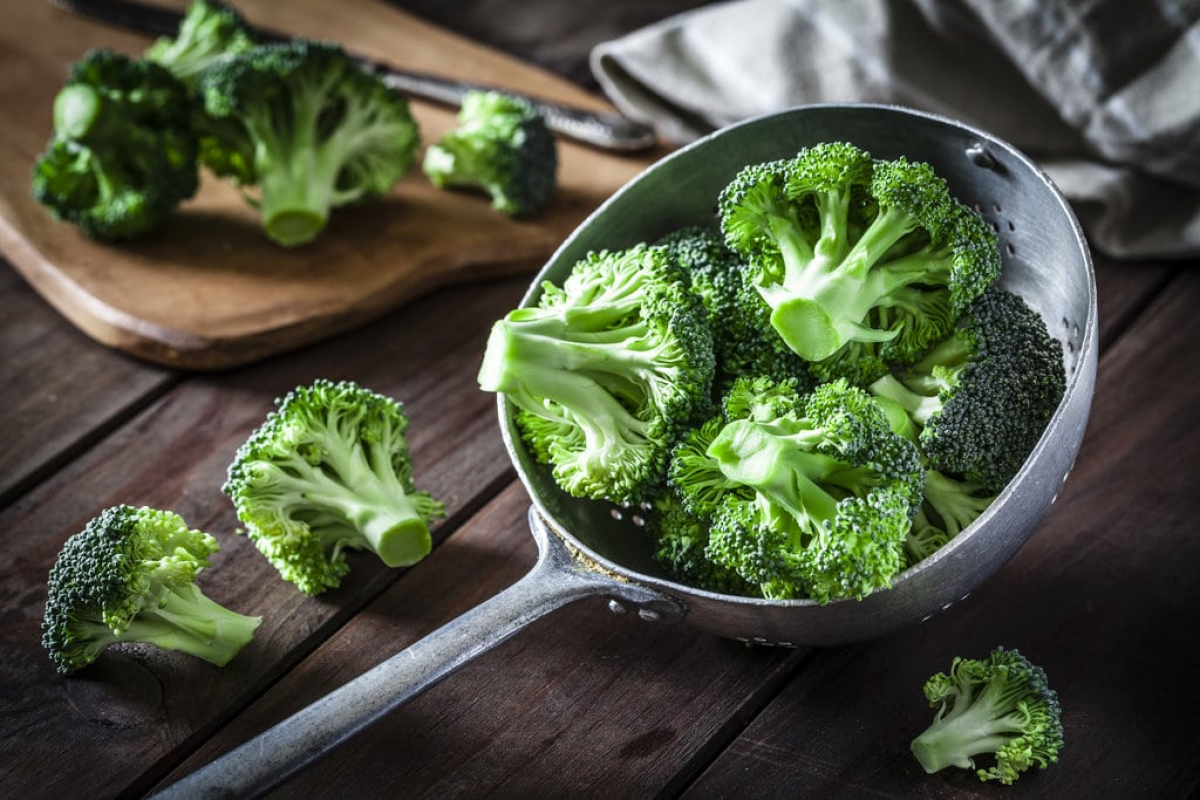 Нутрициологи назвали неожиданный овощ, способный уберечь от рака желудка и кишечника