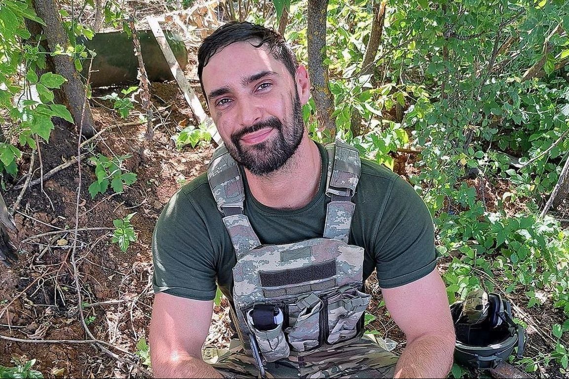 16 тонн над головой: Виталий Козловский чудом избежал гибели на концерте, но продолжил выступление