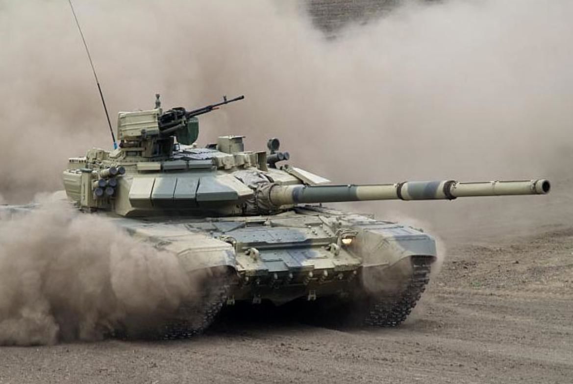 ВСУ подорвали российский Т-90: танк пытался сбежать, но получил прямой выстрел в башню