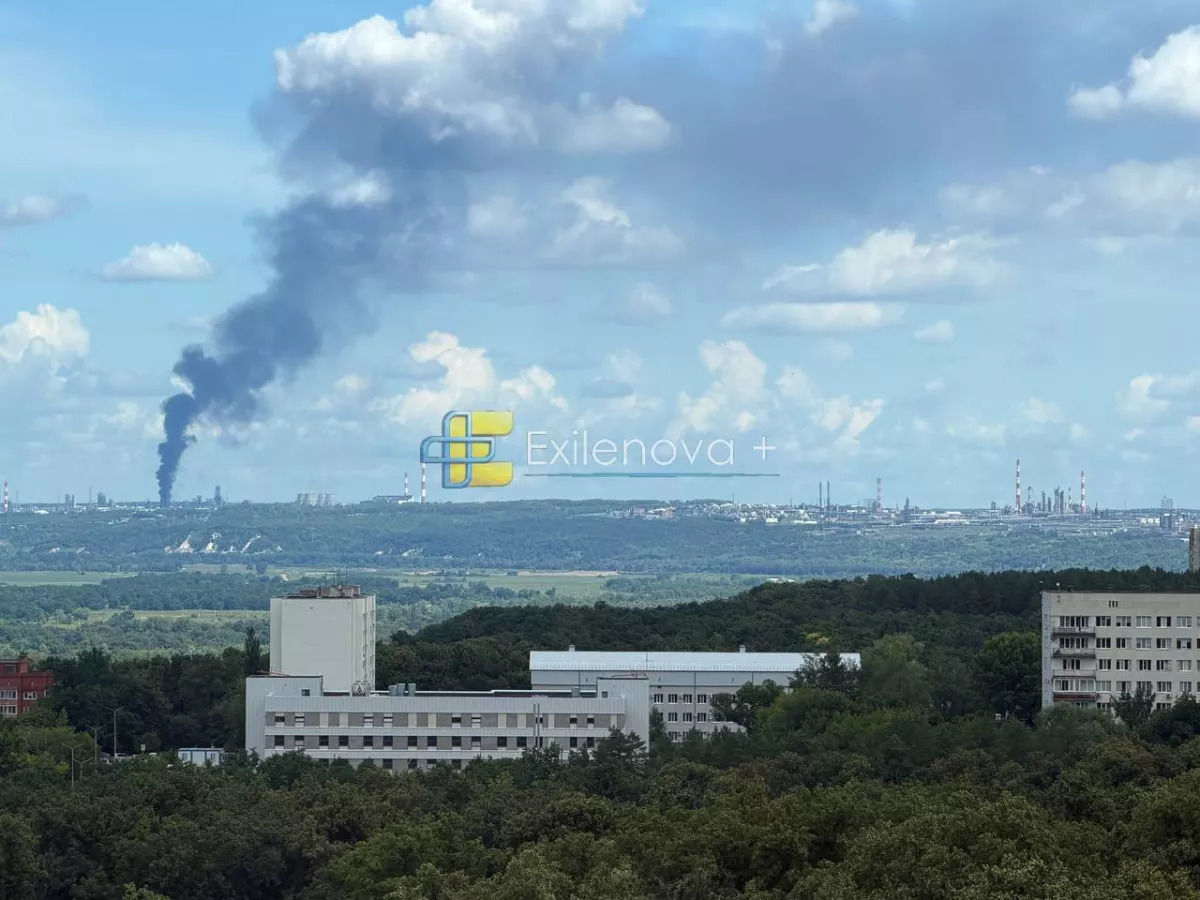 В Уфе после атаки БпЛА начался пожар на нефтеперерабатывающем заводе
